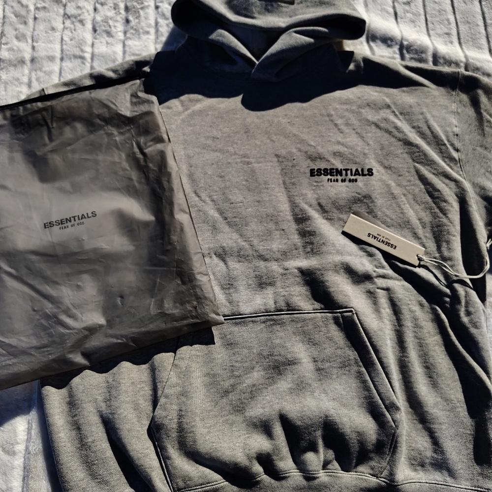 Essentials hoodie FEAR OF GOD size XL dark oatmeal  Never worn